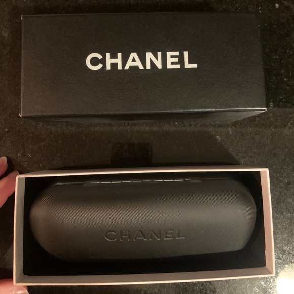 Accessories Chanel Sunglasses Case In Original Box And Microfiber